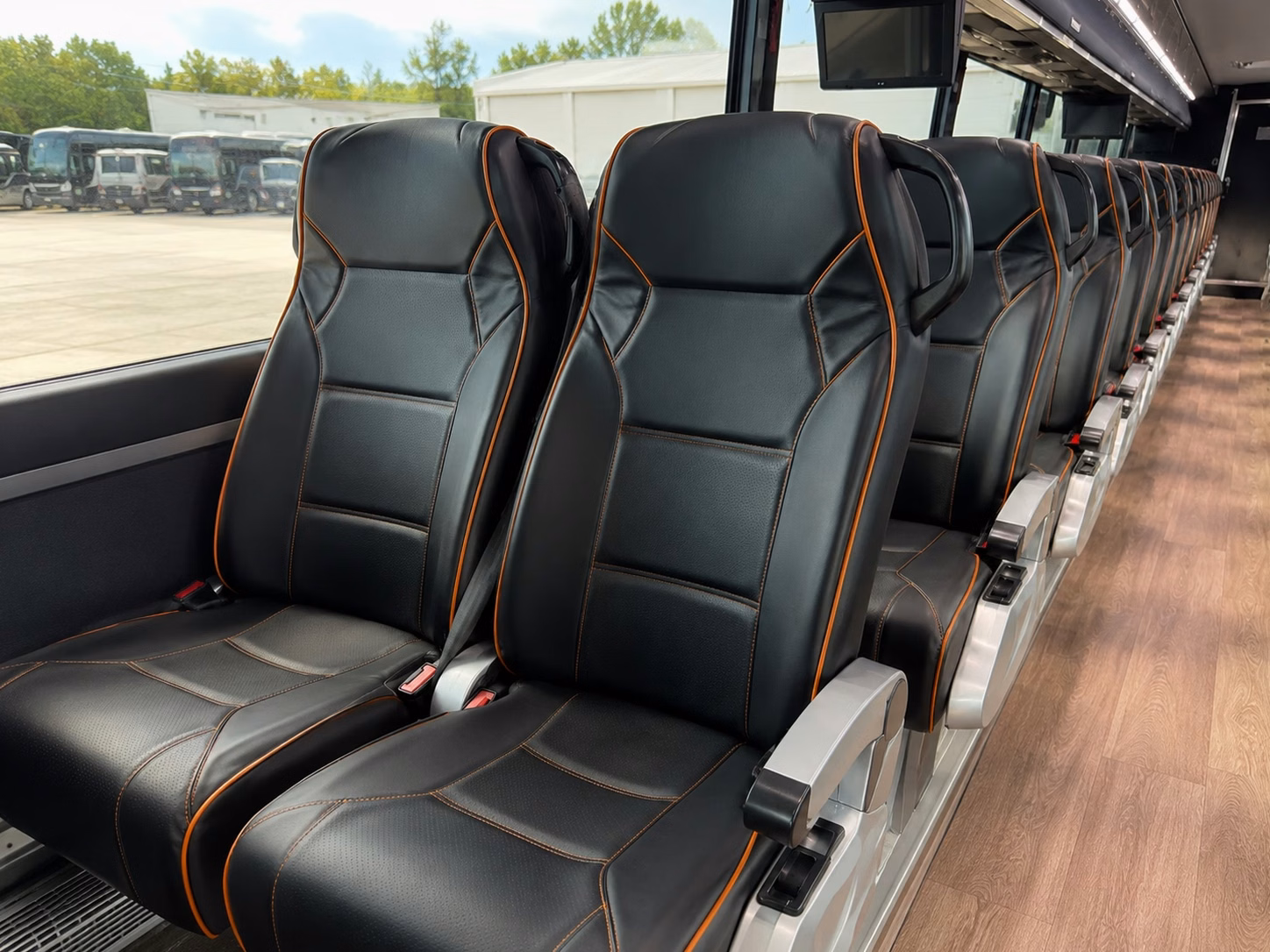 fan bus rentals to tampa bay buccaneers and rays games from north port