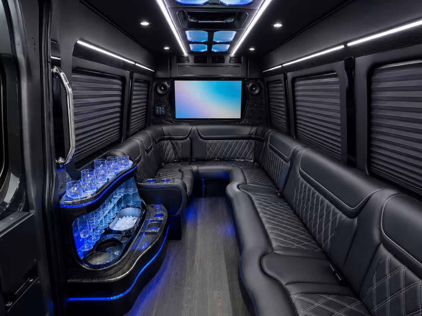 for north port employee commuter shuttles charterbusrentalnorthportfl com has the right bus